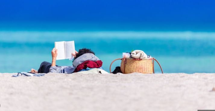 Romance Books Perfect for a Beach Read